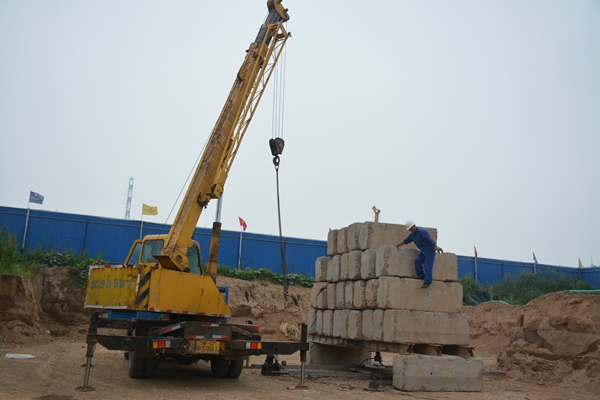 1502186369124882.jpg 9、河洛古城項目靜載試驗現(xiàn)場.jpg