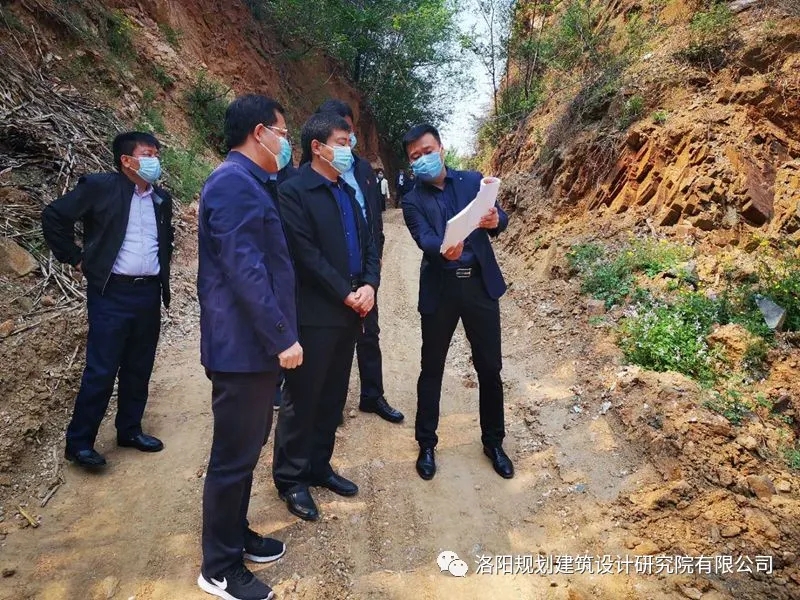 1588131014251606.jpg 640.webp (5).jpg