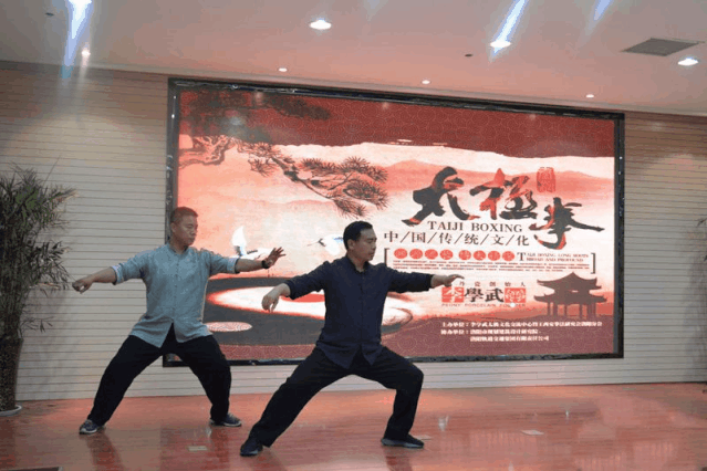 1604905506490906.gif 640.gif