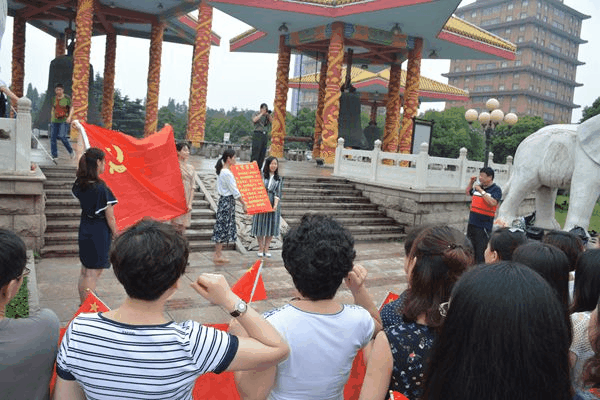 1604911759244678.gif 640 (8).gif